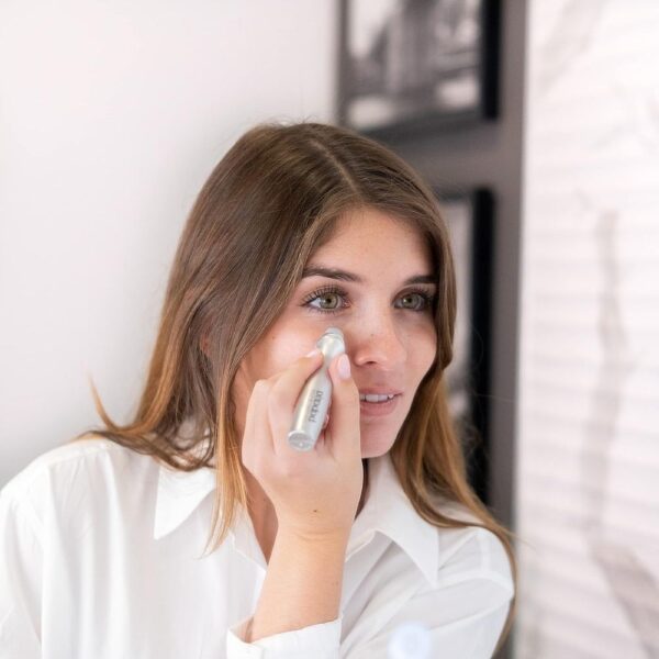 BABARIA Contorno de Ojos Antimanchas