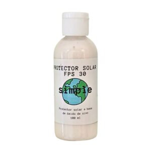 SIMPLE Protector solar FPS 30